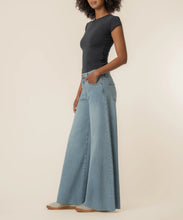 Load image into Gallery viewer, Transcendent Blake High Rise Jean