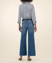 Load image into Gallery viewer, Toughness Raw Hem Meg