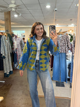 Load image into Gallery viewer, Velvet Embroidered Shell Coat
