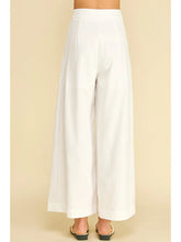 Load image into Gallery viewer, Pleated Wide Leg Pant
