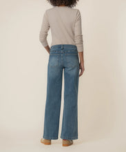 Load image into Gallery viewer, Patch Pocket Maya High Rise Wide Leg
