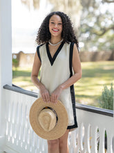Load image into Gallery viewer, Linen Emily Shift Dress
