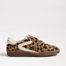 Load image into Gallery viewer, Talia Leopard Sneaker
