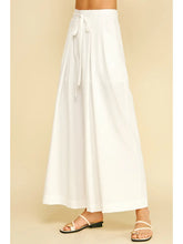 Load image into Gallery viewer, Pleated Wide Leg Pant
