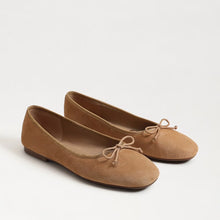 Load image into Gallery viewer, Suede Alie Ballet Flat

