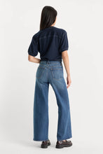 Load image into Gallery viewer, Good Waist Palazzo Ankle Jean
