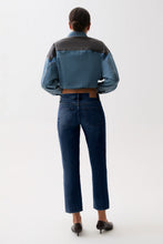 Load image into Gallery viewer, Issa Ankle Mid Rise Relaxed Jean
