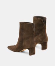 Load image into Gallery viewer, Bennet Suede Boot
