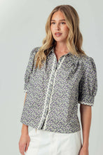 Load image into Gallery viewer, Zinnia Klariza Shirt
