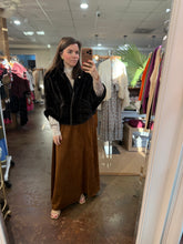 Load image into Gallery viewer, Paris Fur Coat
