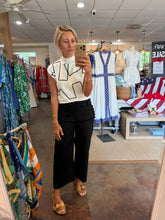 Load image into Gallery viewer, Athens Scallop Pocket Wide Leg Pant
