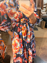Load image into Gallery viewer, Cover Story Mayfair Dress

