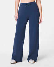 Load image into Gallery viewer, Airessentials Wide Leg Pant

