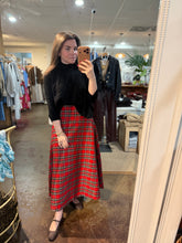 Load image into Gallery viewer, Fraser Skirt
