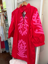 Load image into Gallery viewer, Hamilton Floral Shift Dress
