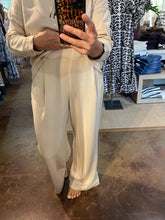 Load image into Gallery viewer, Davis Pull On Pant
