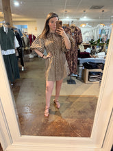 Load image into Gallery viewer, Stripe Scallop Puff Sleeve Shirt Dress
