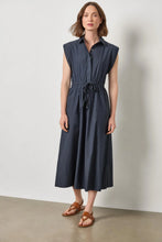 Load image into Gallery viewer, Gusset Sleeve Maxi Dress
