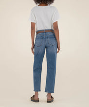 Load image into Gallery viewer, Improving Ashley Barrel Jean
