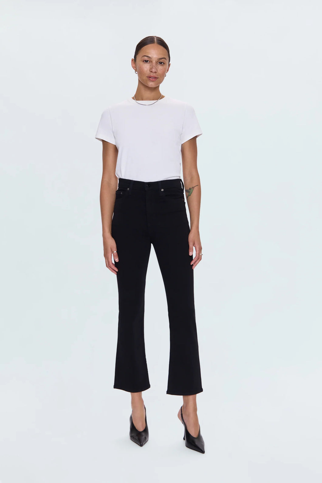 Noir Lennon Jean