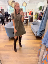 Load image into Gallery viewer, STS Short Sleeve Shirt Dress
