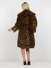 Load image into Gallery viewer, Leopard Manhattan Coat
