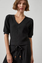 Load image into Gallery viewer, Seamed V Neck Top
