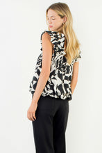 Load image into Gallery viewer, Bishop Geometric Printed Top
