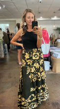 Load image into Gallery viewer, Printed Amelia Skirt
